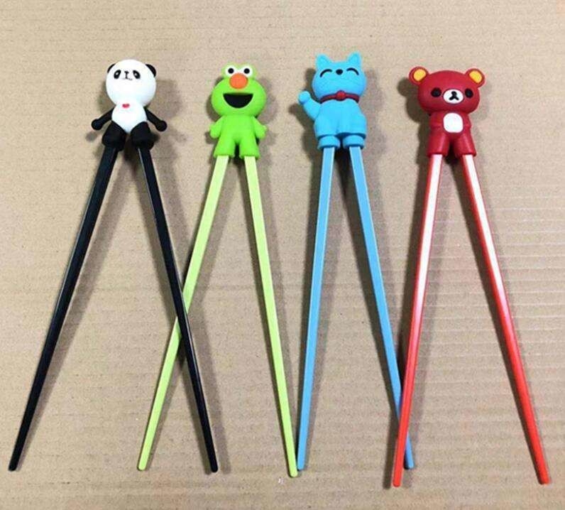 Trẻ em có thể tái sử dụng silicone Cartoon Learning Đũa với người giữ